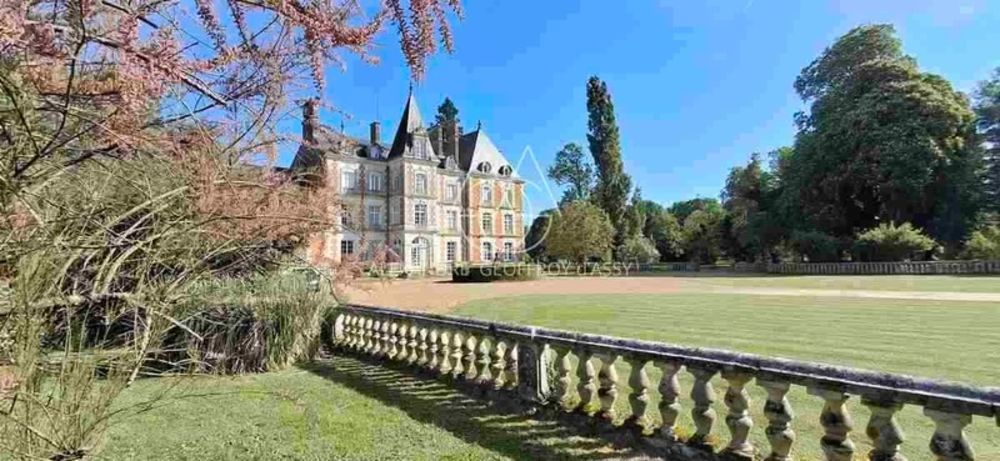 � vendre  Propri�t�/ch�teau Mor�e (41160)