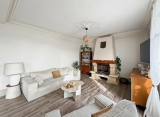  Propri�t�/ch�teau � vendre 5 pi�ces 134 m�