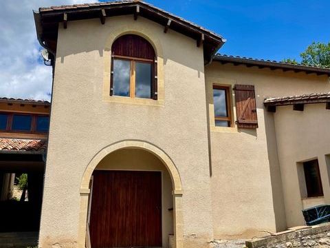   Bruniquel (82800) � Maison de charme r�nov�e, 89 m�, jardin 400 m�, garage et stationnements Maison - 4 pi�ce(s) - 107 m�