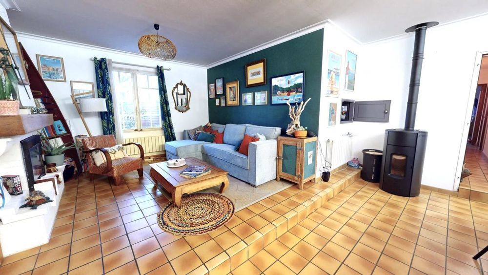 � vendre  Propri�t�/ch�teau Ar�s (33740)