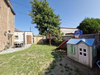  Maison � vendre 9 pi�ces 185 m�