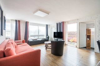  Appartement � vendre 8 pi�ces 199 m�