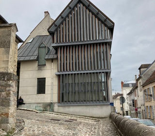  Immeuble � vendre 12 pi�ces 300 m�