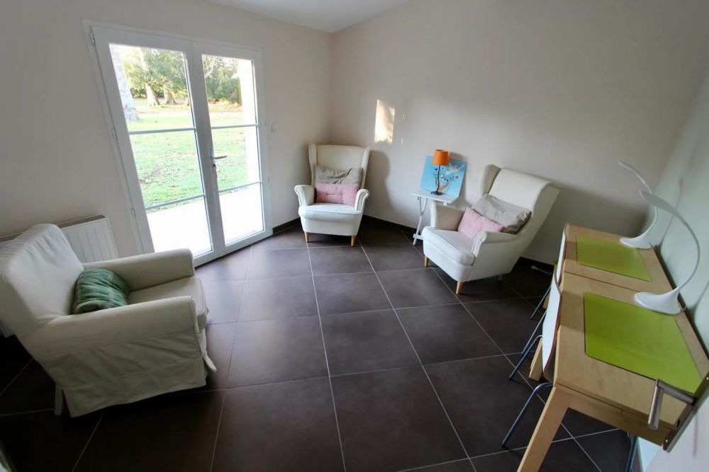 � vendre  Maison Ambar�s-et-Lagrave (33440)