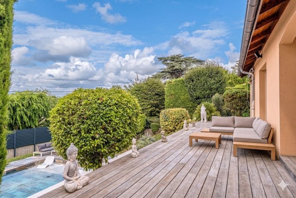 � vendre  Villa Lyon 5