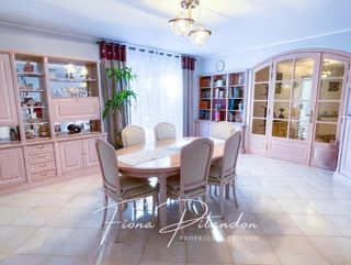  Villa � vendre 7 pi�ces 200 m�