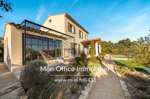   R�f�rence : 6433-ANC. - Bastide moderne � pied de Lourmarin Maison - 6 pi�ce(s) - 145 m�