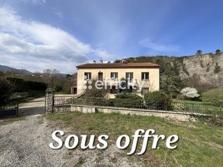  Villa � vendre 13 pi�ces 249 m�