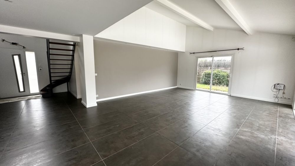 � vendre  Maison Saint-Jean-d'Illac (33127)