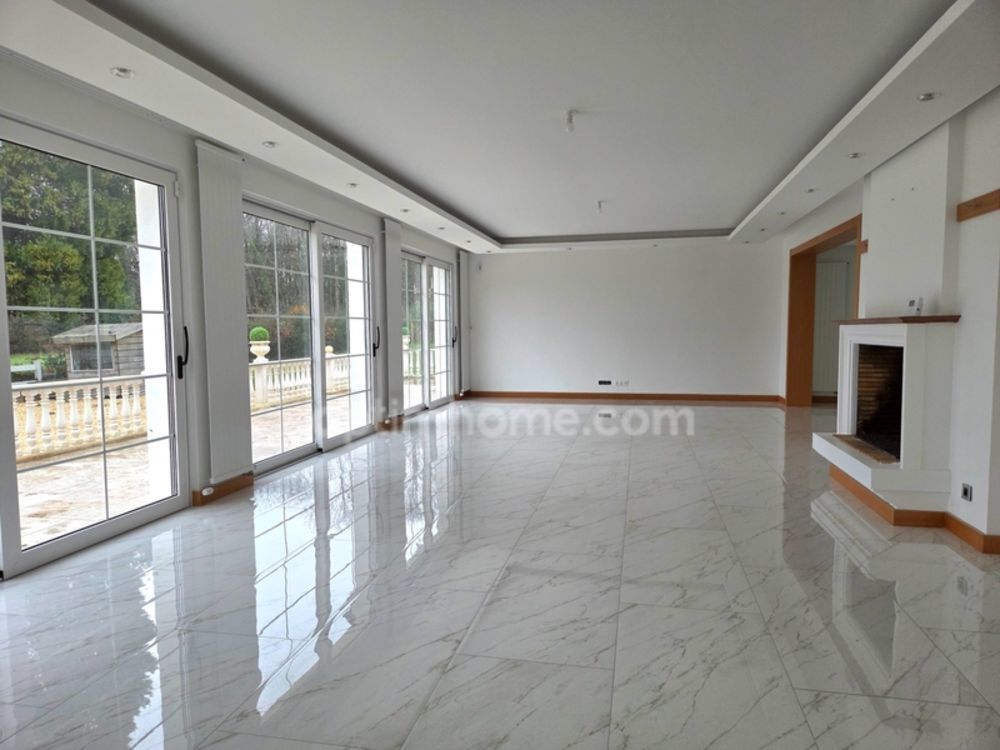 � vendre  Maison Cou�ron (44220)