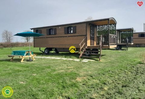   MAISON + ROULOTTES (activit�s) Maison - 4 pi�ce(s) - 121 m�