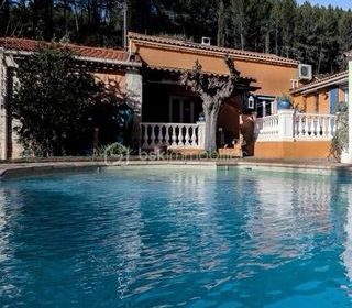  Villa � vendre 8 pi�ces 195 m�