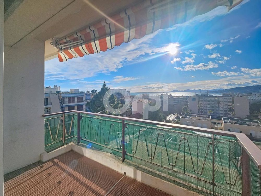 � vendre  Appartement Antibes (06600)