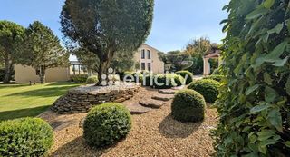  Villa � vendre 7 pi�ces 300 m�