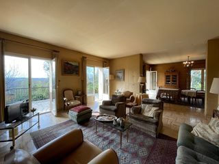  Maison � vendre 9 pi�ces 260 m�