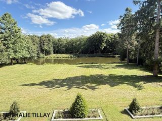  Propri�t�/ch�teau � vendre 12 pi�ces 365 m�