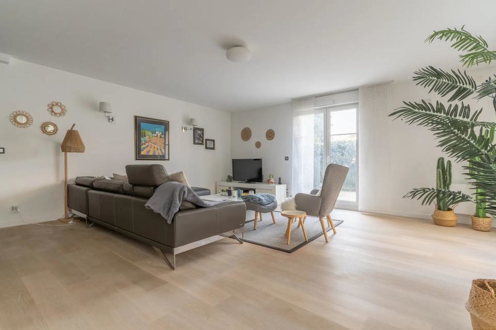 � vendre  Appartement Rueil-Malmaison (92500)