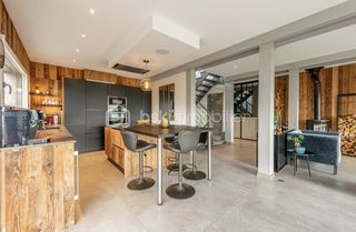  Maison � vendre 9 pi�ces 269 m�