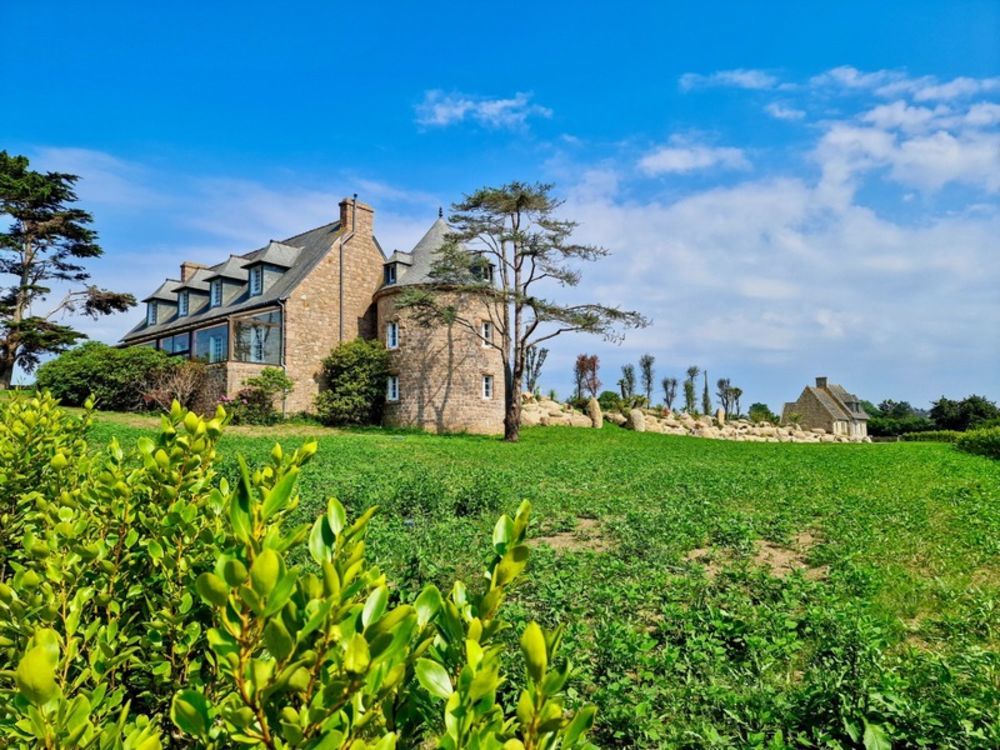 � vendre  Propri�t�/ch�teau Plougrescant (22820)