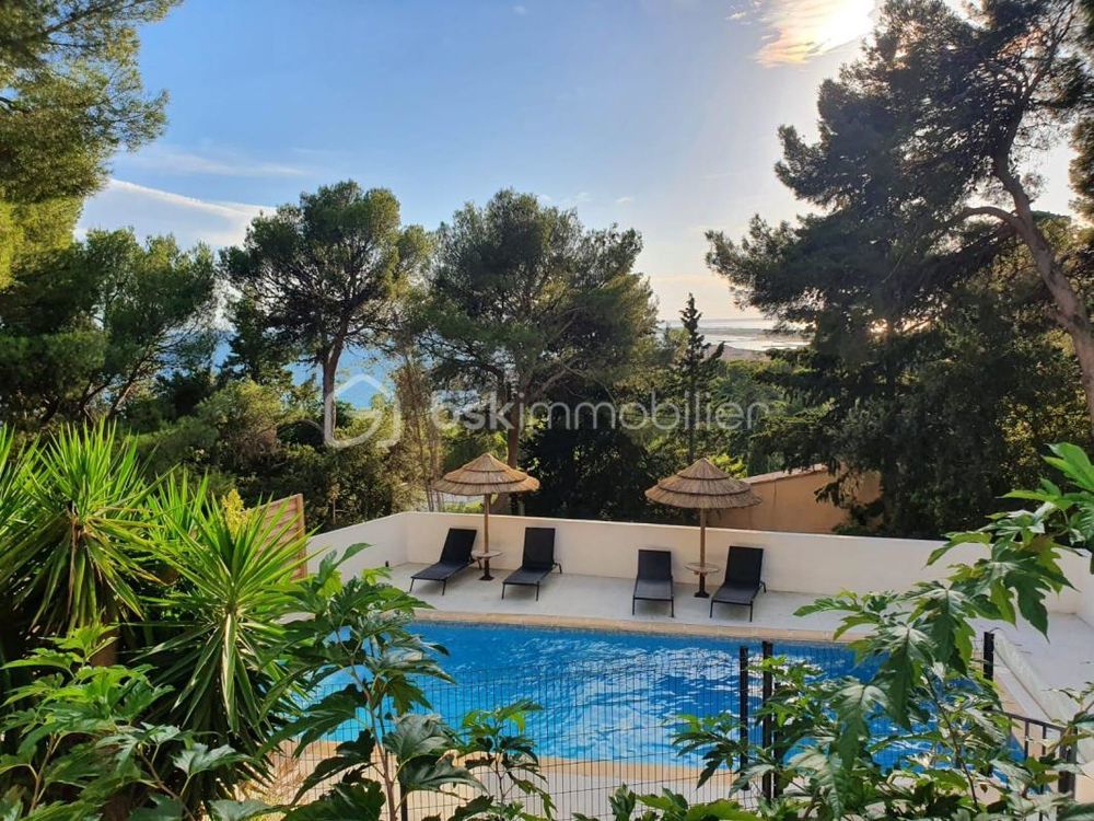 � vendre  Propri�t�/ch�teau S�te (34200)