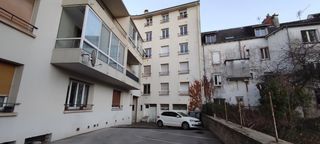  Parking / Garage � louer 