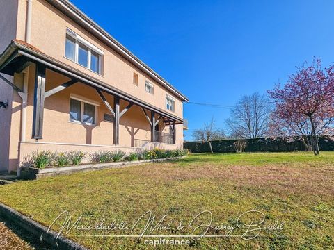   Maison spacieuse de 173 m� avec 2 garages Maison - 7 pi�ce(s) - 174 m�