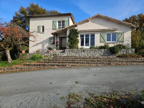   Maison avec exploitation agricole 150m2, 9 pi�ces Maison - 8 pi�ce(s) - 150 m�