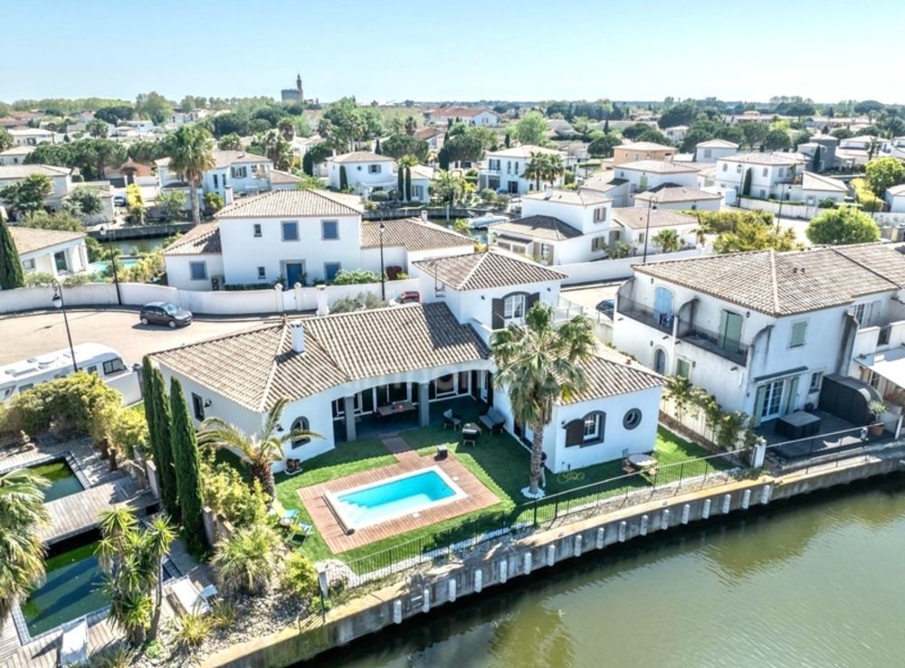 � vendre  Maison Aigues-Mortes (30220)