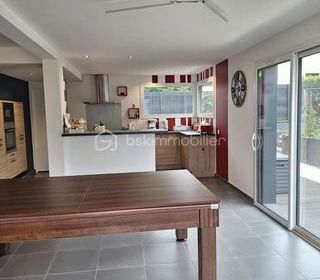  Maison � vendre 7 pi�ces 180 m�