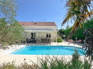  Maison � vendre 6 pi�ces 224 m�