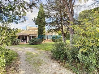  Propri�t�/ch�teau � vendre 7 pi�ces 200 m�