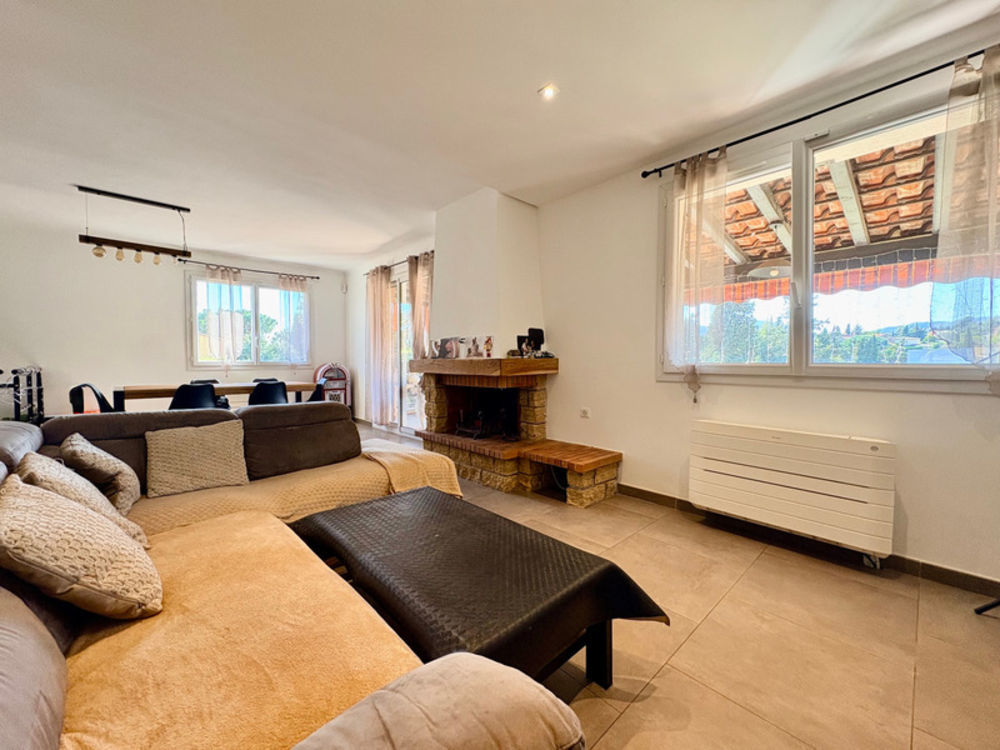 � vendre  Villa Mandelieu-la-Napoule (06210)