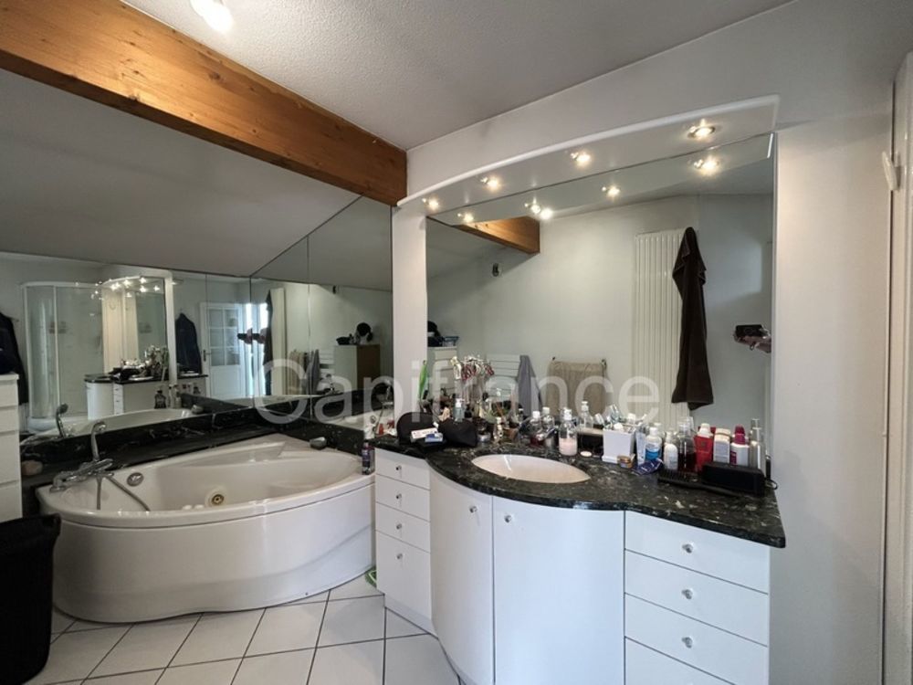 � vendre  Appartement Annecy (74000)