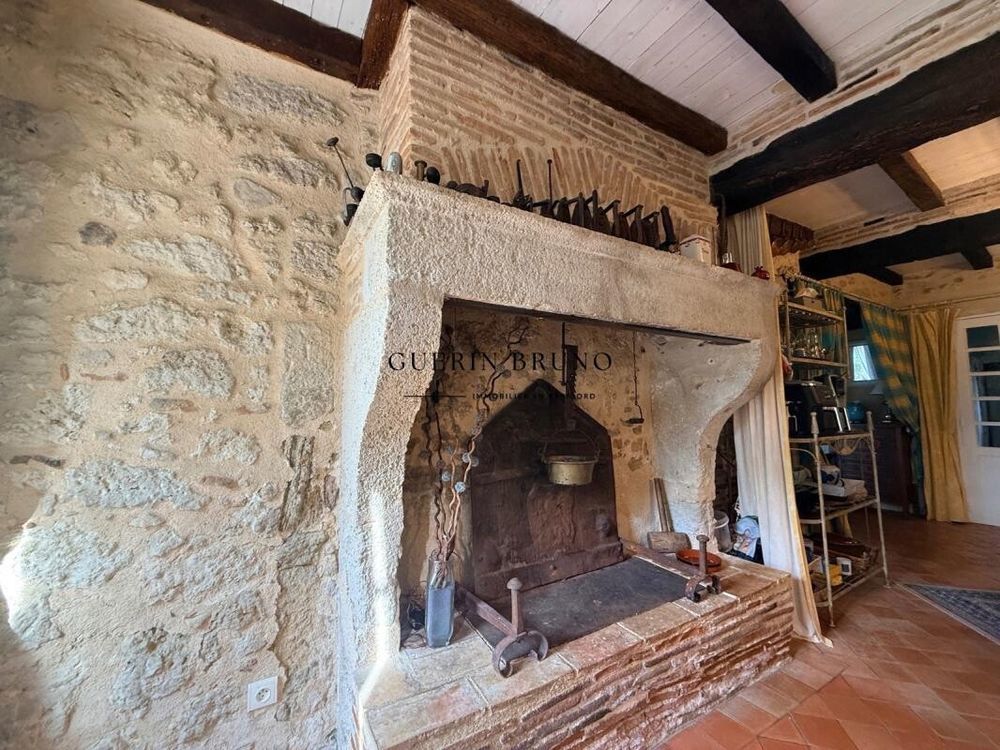 � vendre  Propri�t�/ch�teau Saint-M�ard-de-Gur�on (24610)