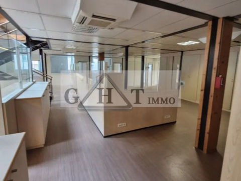 BUREAUX DE 108 M2 &Agrave; LOUER SUR MONTREUIL ! 2932 93100 Montreuil