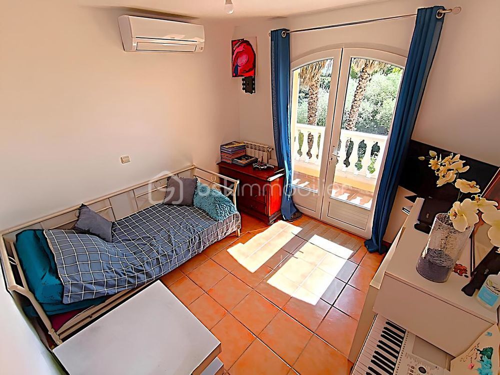 � vendre  Villa Ollioules (83190)