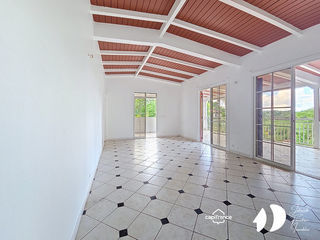  Appartement � louer 3 pi�ces 94 m�