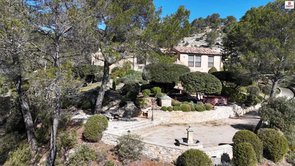 � vendre  Maison Esparron-de-Verdon (04800)