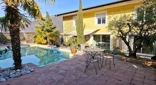  Maison � vendre 8 pi�ces 310 m�