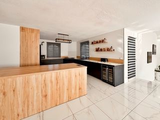  Villa � vendre 7 pi�ces 244 m�