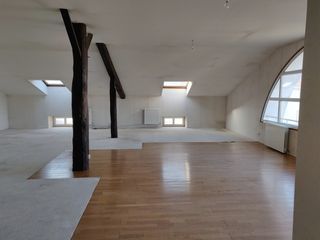  Maison � vendre 7 pi�ces 340 m�