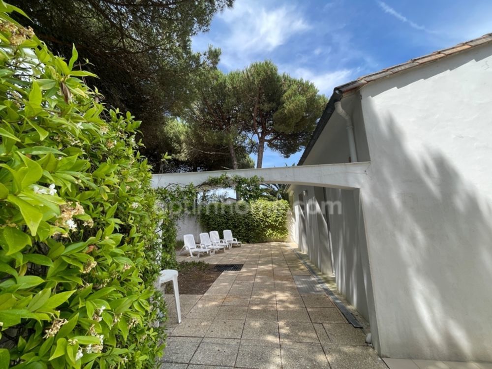 � vendre  Maison Le Bois-Plage-en-R� (17580)