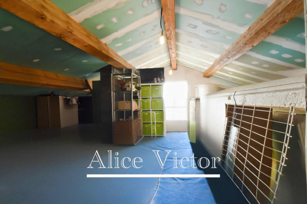 � vendre  Maison Aubagne (13400)