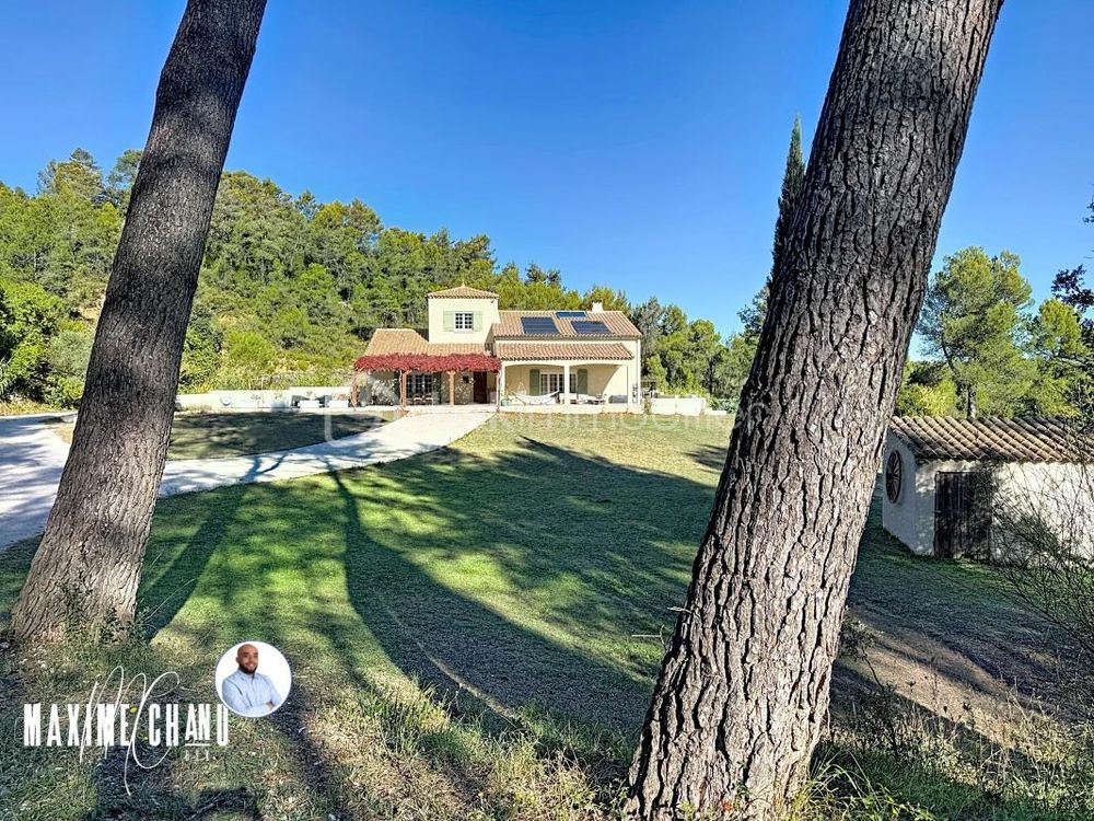 � vendre  Propri�t�/ch�teau Montarnaud (34570)