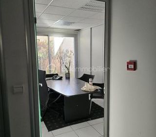  Immeuble � vendre 10 pi�ces 270 m�