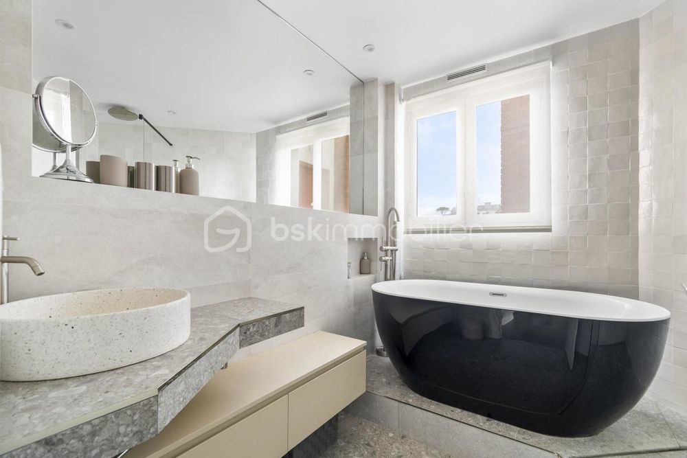 � vendre  Appartement Courbevoie (92400)