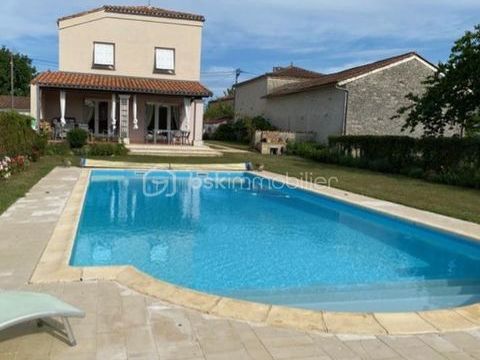   Maison familiale Maison - 8 pi�ce(s) - 194 m�