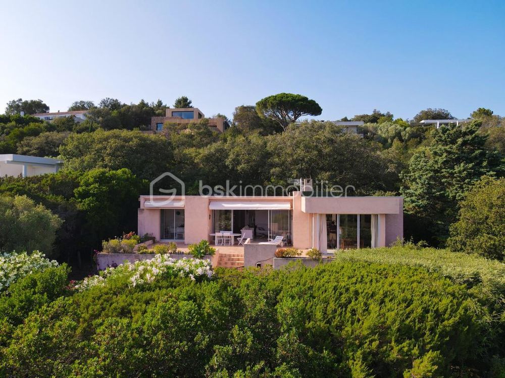 � vendre  Villa Lecci (20137)