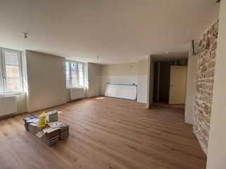  Appartement � louer 4 pi�ces 84 m�