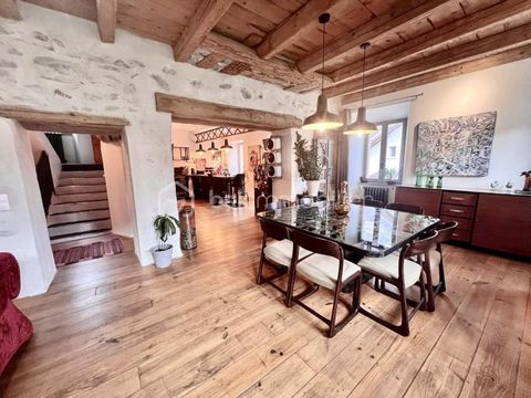   MAISON ATYPIQUE DE 157 M� Propri�t�/ch�teau - 5 pi�ce(s) - 157 m�